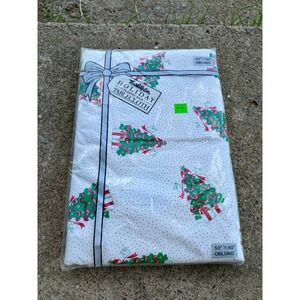 Vintage 1989 Town & Country Christmas Tablecloth Flannel Back Vinyl 52x90 Oblong